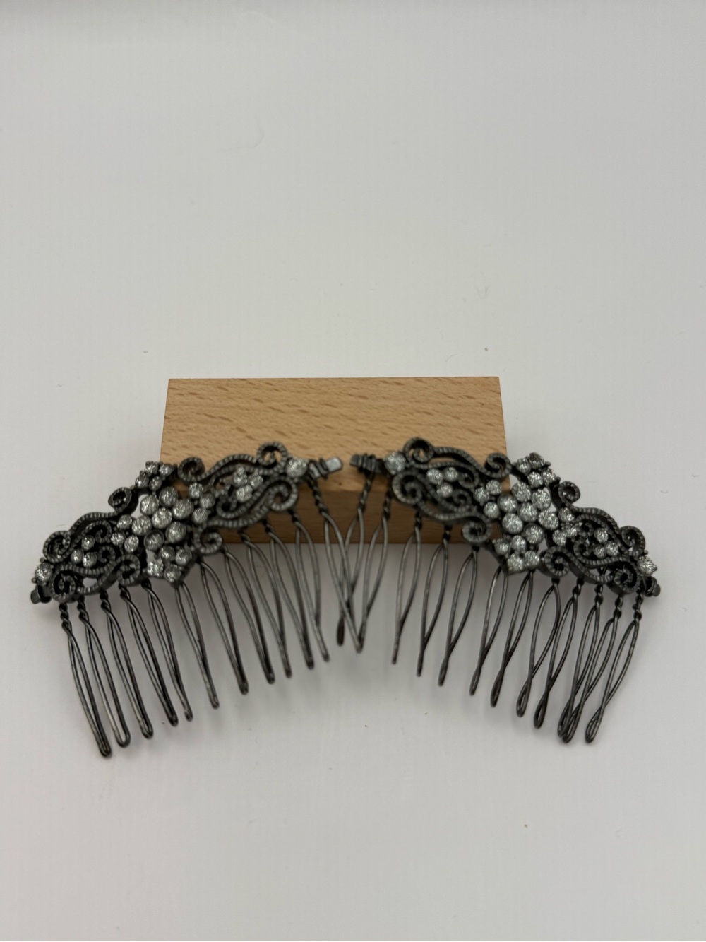 Set of 2 Rhinestone Filigree Hair Combs Gunmetal Floral Bridal Wedding Formal